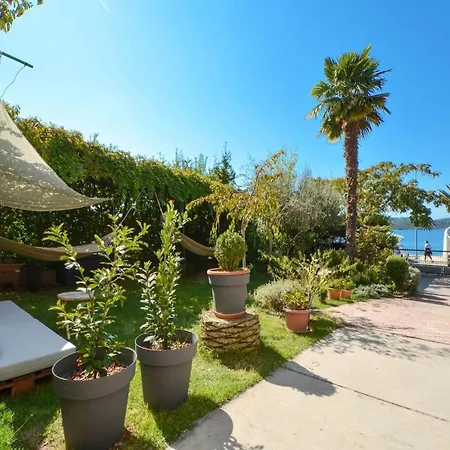 Scalinada Apartment *